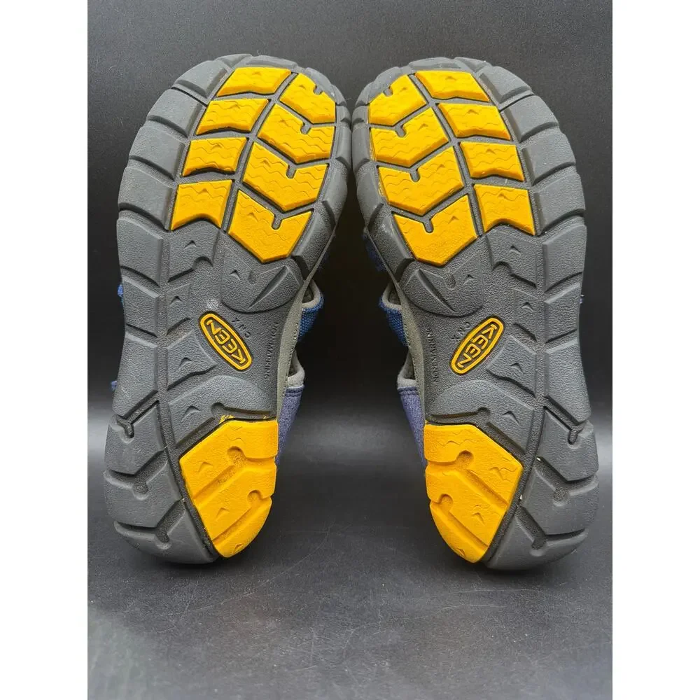 KEEN Newport H2 Youth Size 4 Blue Waterproof Hiking Sport Sandals Washable